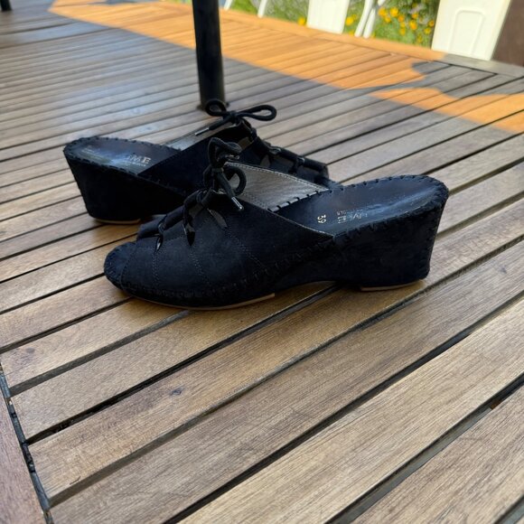 Black Leather Wedge Slide Sandals With Lace Detail Size 39 - Picture 2 of 7